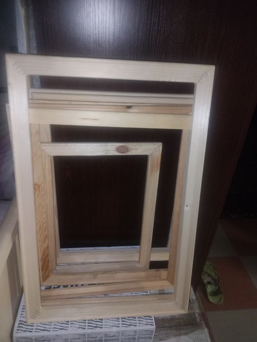 Рамки для картин из натурального дерева