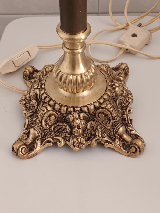 Candeeiro de mesa vintage- estilo barroco