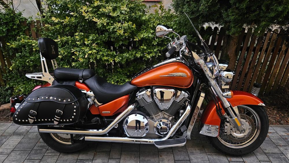 Honda VTX Honda VTX Wersja Europejska VTX1800 R S F Retro