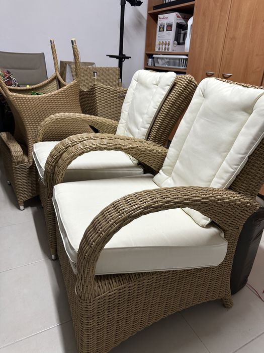 Mobília de exterior / Exterior Furniture