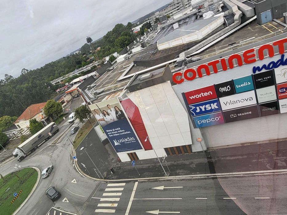 Escritório com 70 m2,  Guardeiras, Maia