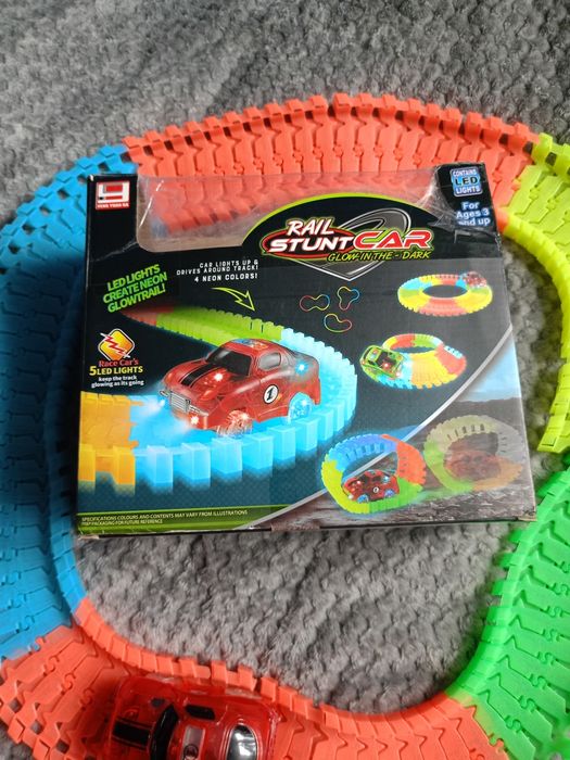 Sprzedam Tory dla dzieci z autem