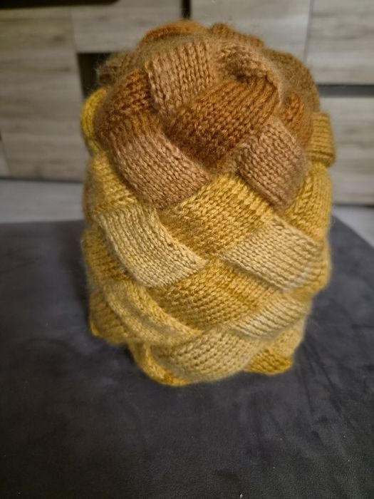 Kolorowa Czapka entrelac