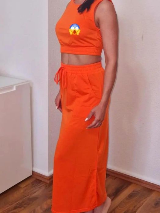 Dwuczęściowy komplet  neon pomarańcz,wyszczuplenie roz.XL Ostatnia szt