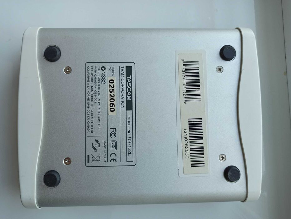 Звукова карта TASCAM US-122L USB 2.0 (з MIDI)