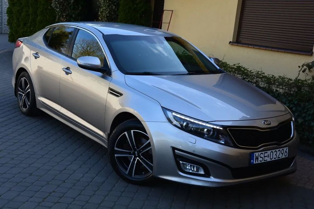 Kia Optima 2.0 MPI Xenon LED Skóra Nawigacja Czujniki Parkowania Grzane Fotele