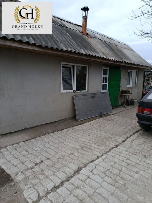Продам частину двоповерхового будинку. Бережинка.