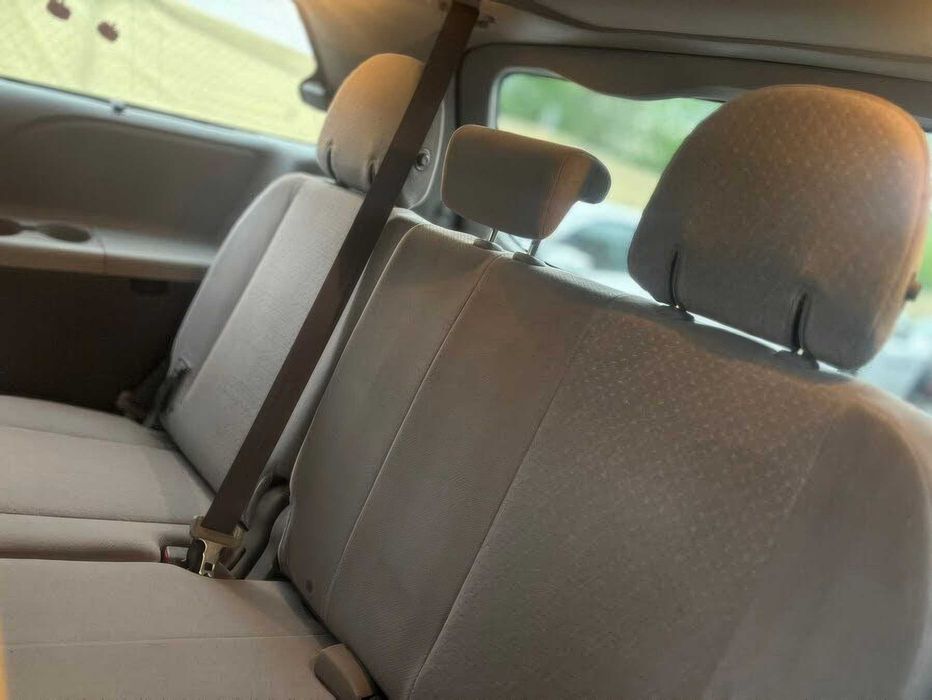 Toyota Sienna      2015