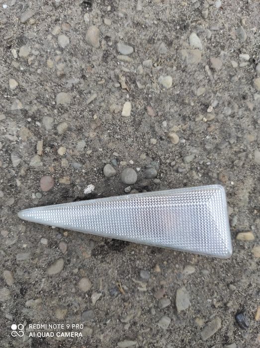 Поворот лівий Рено Меган2