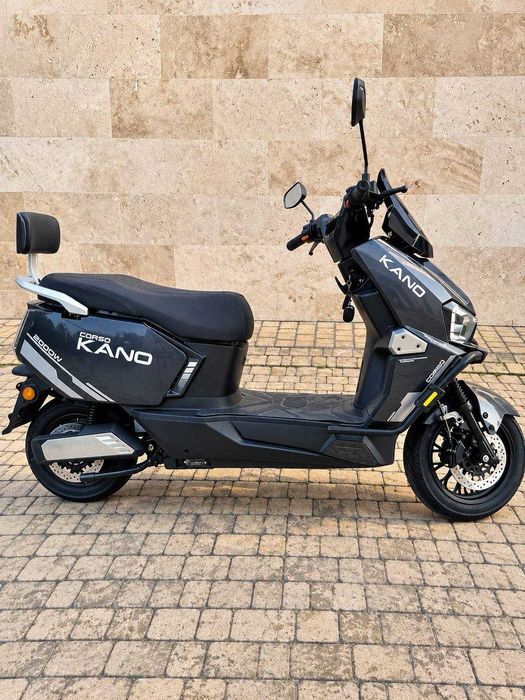 Corso Kano 2000W 30 a Lifepo4/30A 72v 2026 електроскутер Чорний