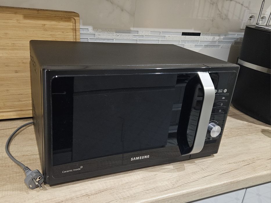 Mikrofala Samsung MS23F301TFK