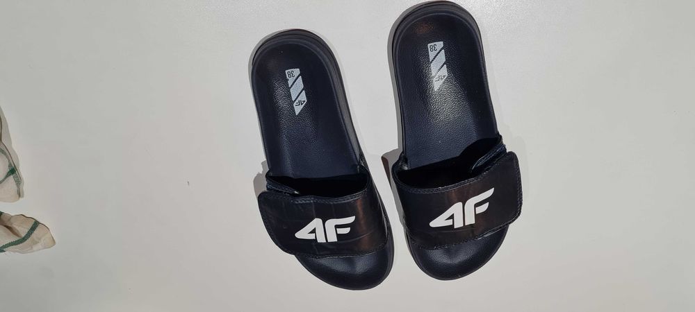 Klapki 4F roz. 38