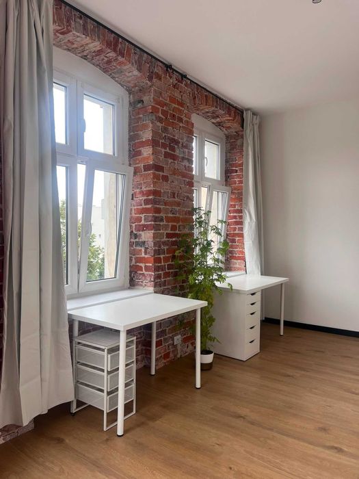 Duży pokój z balkonem 22m2 | Sienkiewicza 55 | Pasaż Grunwaldzki