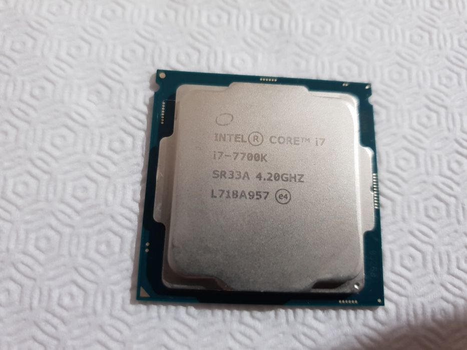 Процесор intel core i7 7700k сокет 1151: 500 грн