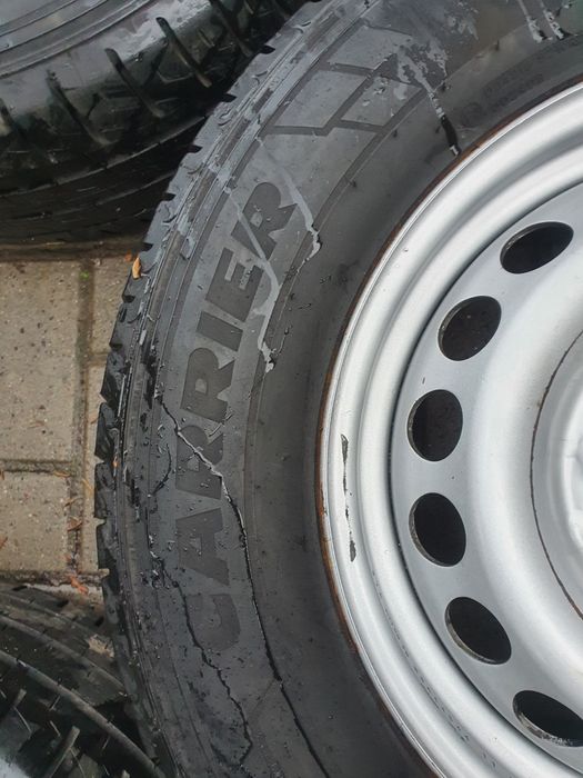 Felgi stalowe 16 Mercedes Sprinter Vw Crafter oryginał Pirelli opony