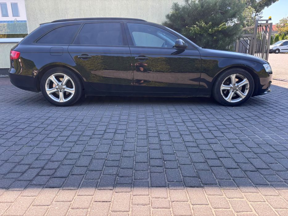 Audi A4 B8 quattro automat