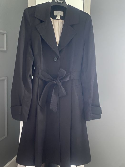 Piekny trencz roz 38