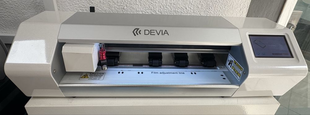 Máquina de Corte de Películas Devia 15”