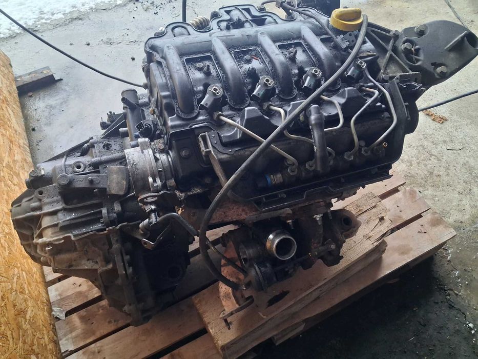 Silnik SKrzynia biegów-części