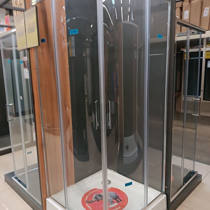 Продается душевая кабина RAVAK