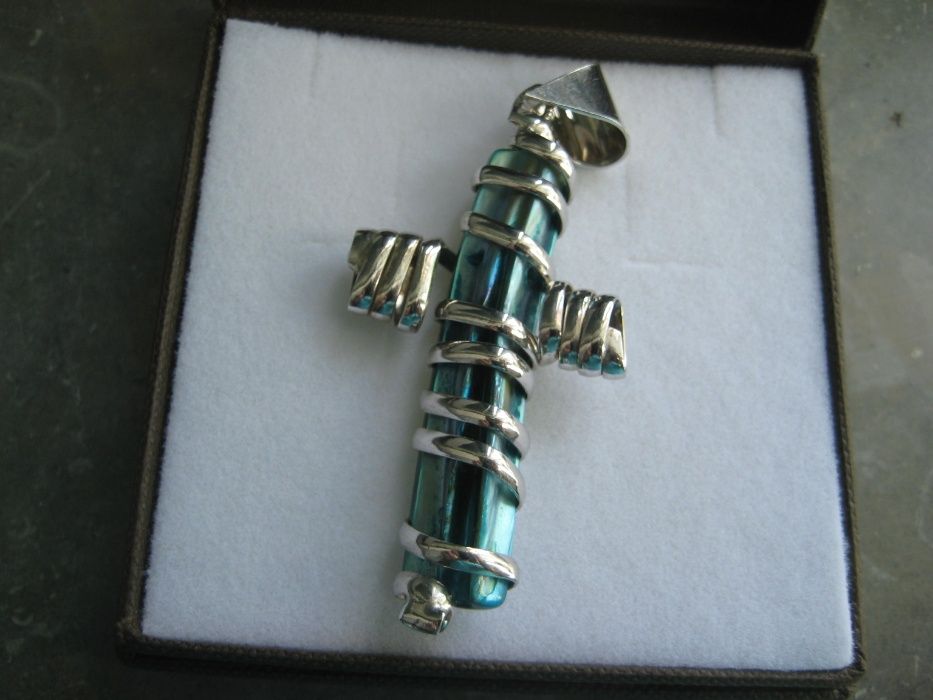 Pendente Crucifixo envolto em prata(NOVO)