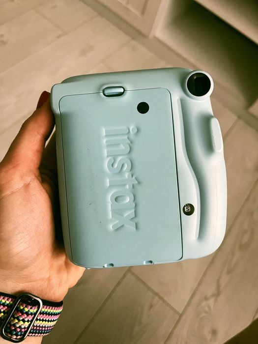 плівковий фотоапарат Instax mini 11