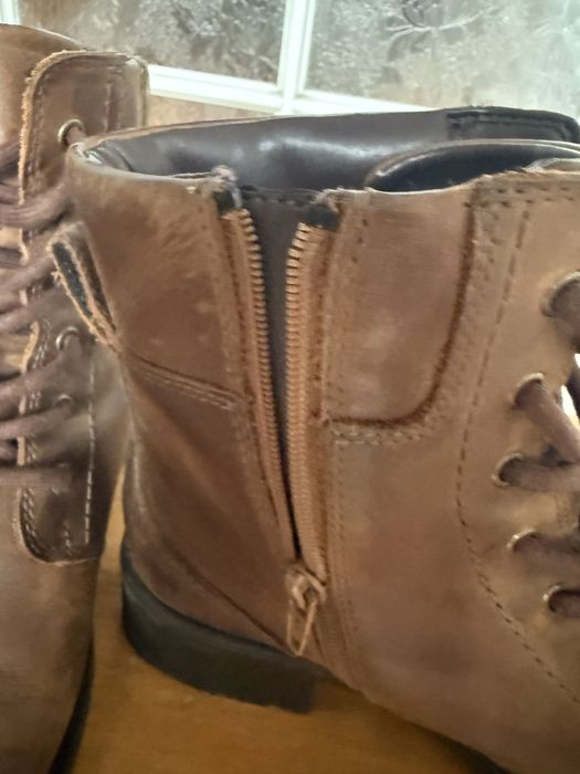 Trzewiki Clarks skora roz 38