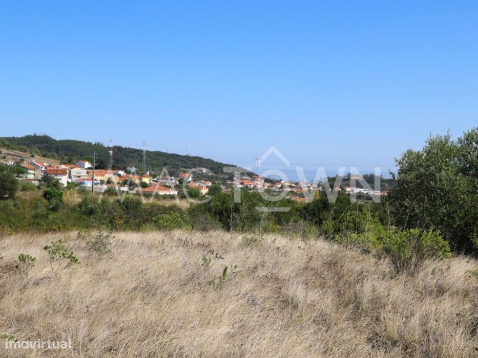 Invista no futuro: terreno com poço, bons acessos e vistas magníficas — Fanhões, Lisboa