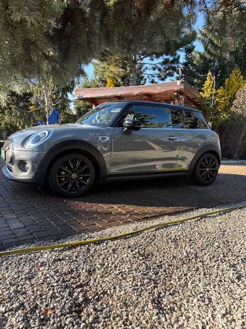 MINI Cooper MINI COOPER SE mały przebieg, stan perfekcyjny