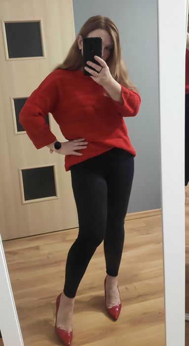 czerwony sweter rozmiar 38