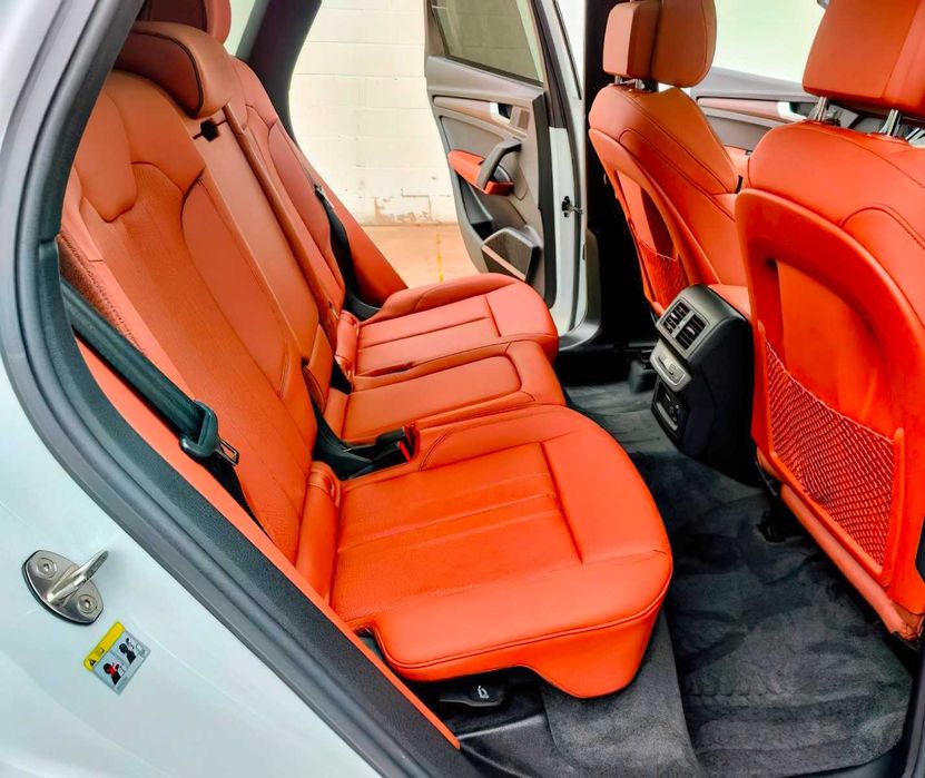 Audi Q5      2021