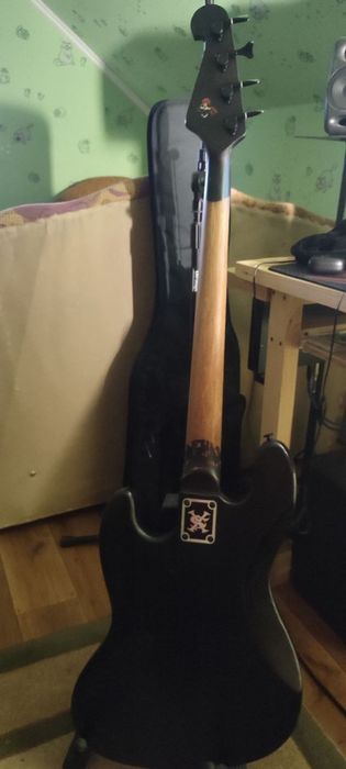 Бас гітара Sx pirate