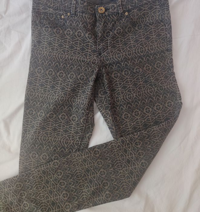 Spodnie czarne we wzory H&M