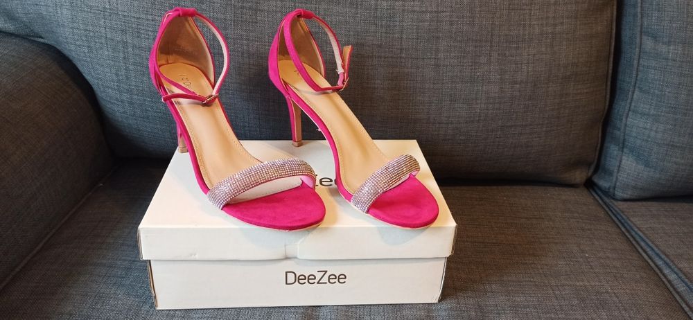 Buty DeeZee riz. 40.