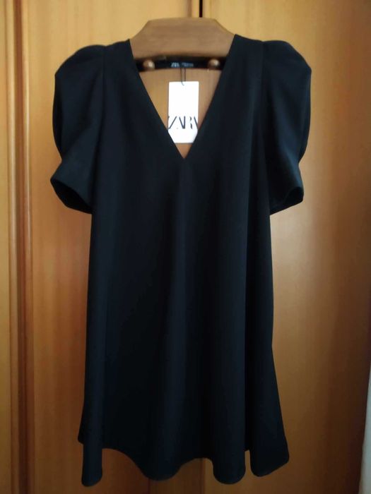 (NOVO C/ ETIQUETA, PORTES GRÁTIS) ZARA - Vestido Preto Manga Abalonada
