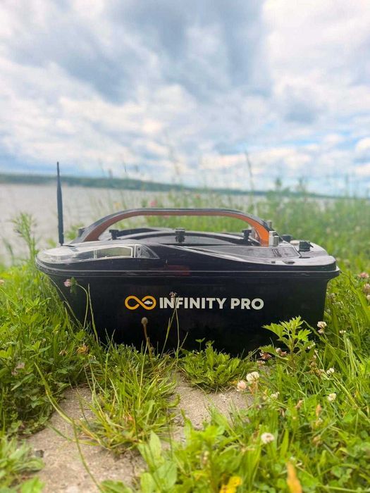 Łódka zanętowa infinity pro 2.0