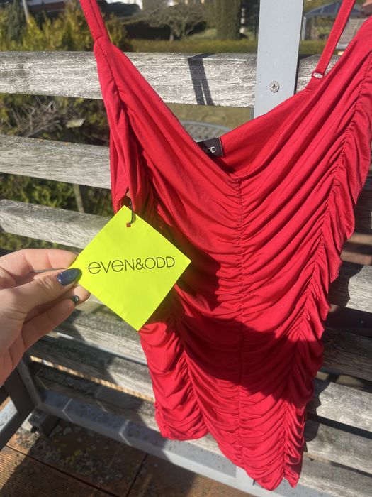 Sprzedam nowa sukienke Even&odd