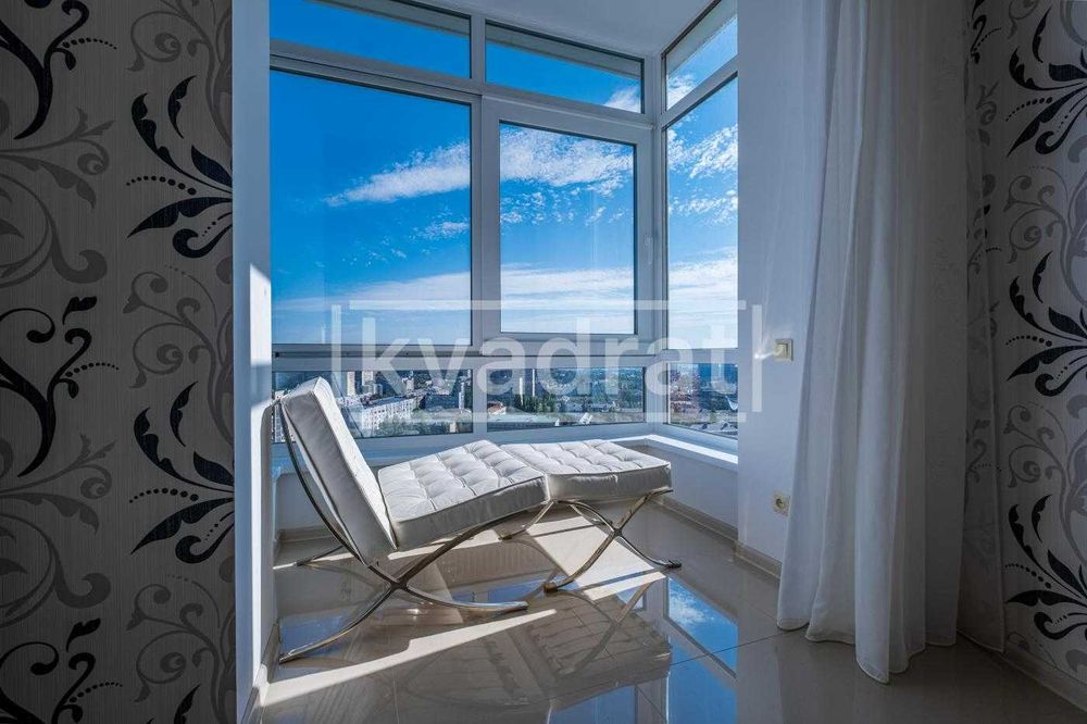 Оренда 2к квартири 67м2 ЖК "Панорама на Печерську" вул. Коновальца 44А