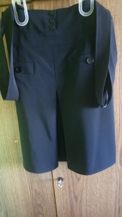 Czarna spódnica damska