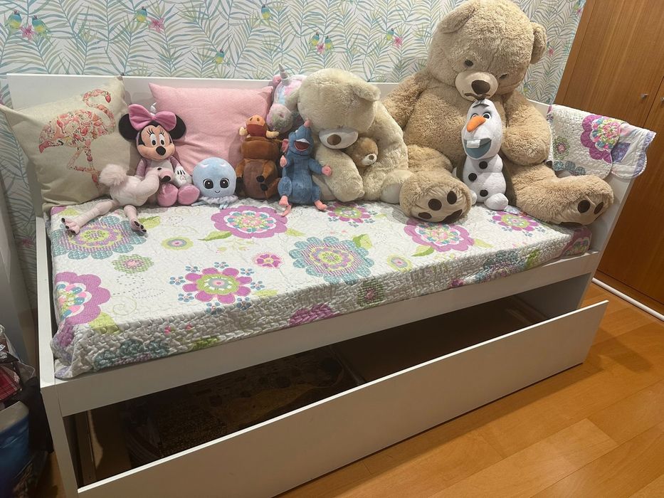 Cama solteiro Ikea