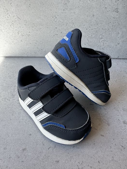 Adidas buty sportowe granatowe dla chłopca na rzepy rozmiar 22