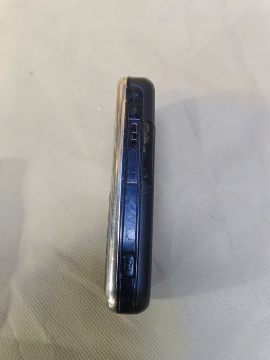 Телефон Nokia 6233