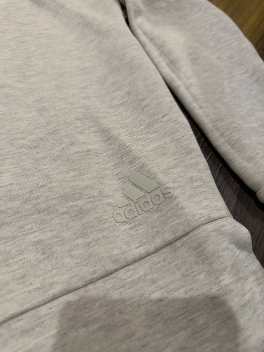 Спортивна кофта Adidas