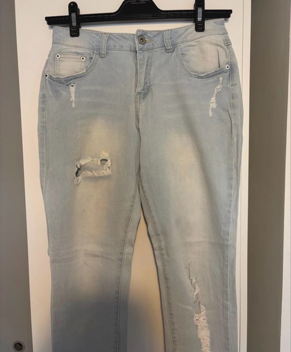 spodnie jeansowe boyfriend z dziurami House 98% bawełna!