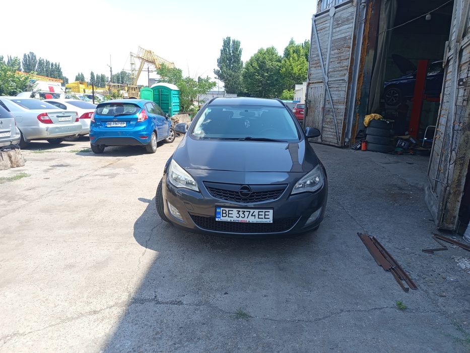 Продається Опель Астра J ASTRA J