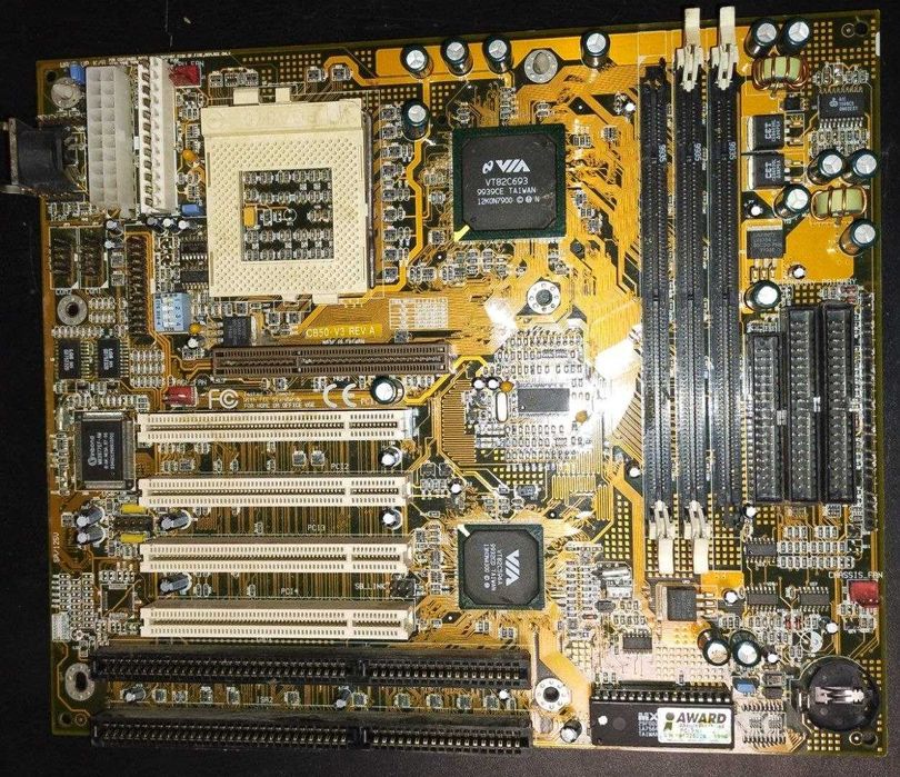 старі плати на колекцію/лом/ретрозбірки/розбірки на зч AMD Intel VIA Nvidia s370 s462 s478 s754 або на мости