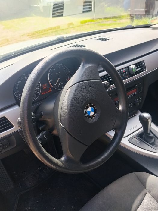 BMW E90 2006r 2.0b automat