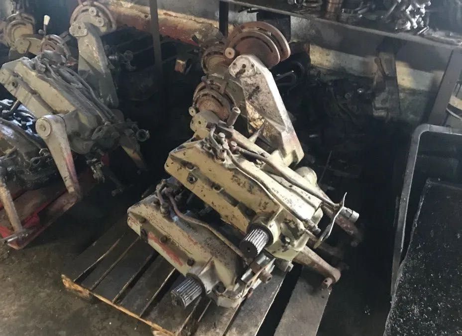 Podnośnik Hydrauliczny Ursus Zetor 2 wyjścia Stary TYP