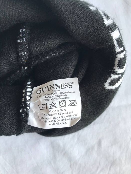 Шапка Guinness с бубоном