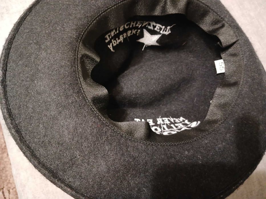 Ковбойські капелюхи: коричневий(сукно), розмір57,чорний (сукно), р. 55